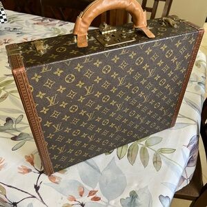 Louis Vuitton Classic Monogram Briefcase